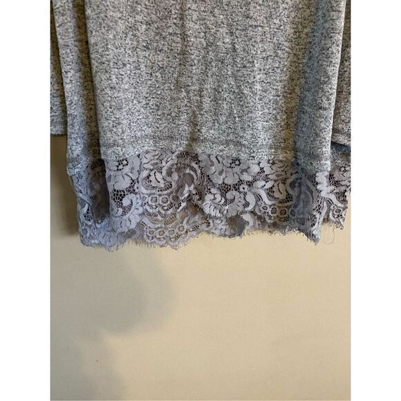 Democracy cold shoulder sweater - Picture 4 of 6